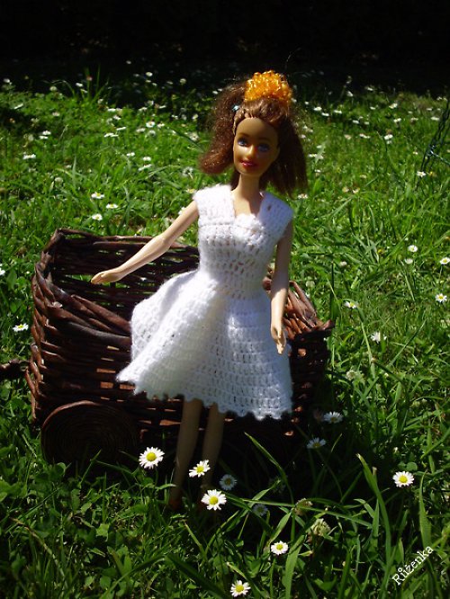 Šatečky na Barbie — foto 1