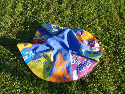 Veselý ubrus s domečky — foto 1