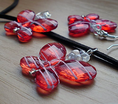 Křídla motýlííí - red — foto 1