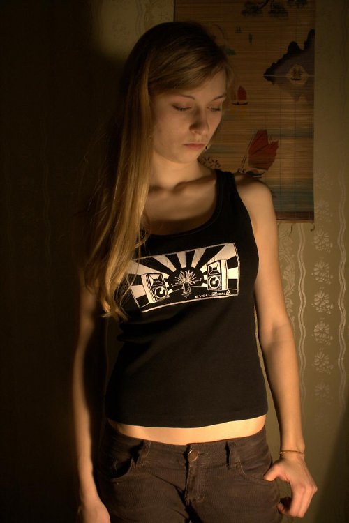 Tílko černá Slunce — foto 1