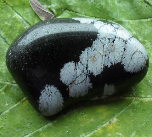 Obsidián vločkový 35x26x14mmmm — foto 1
