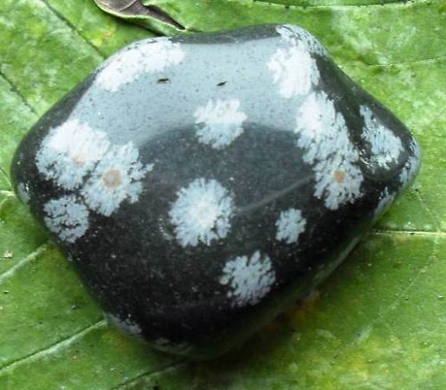 Obsidián vločkový 40x29x14mmmm — foto 1