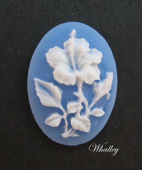 Cameo Hibiscus 25x18 mm 1ks