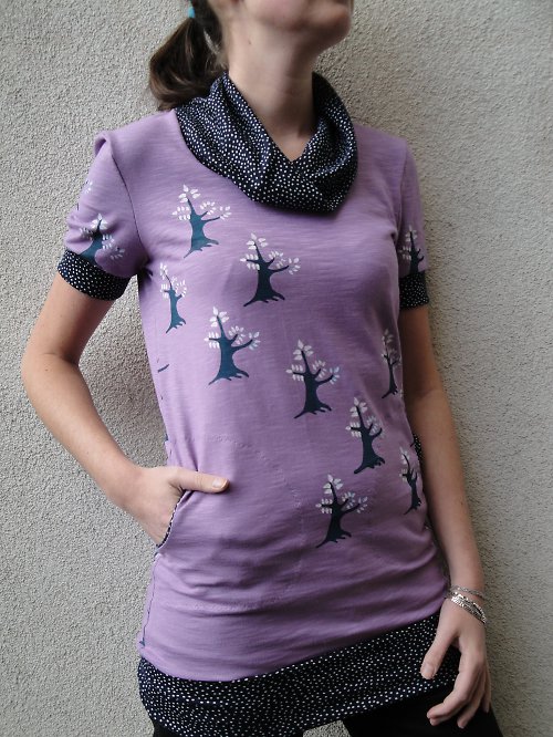 Triko - šaty — foto 1
