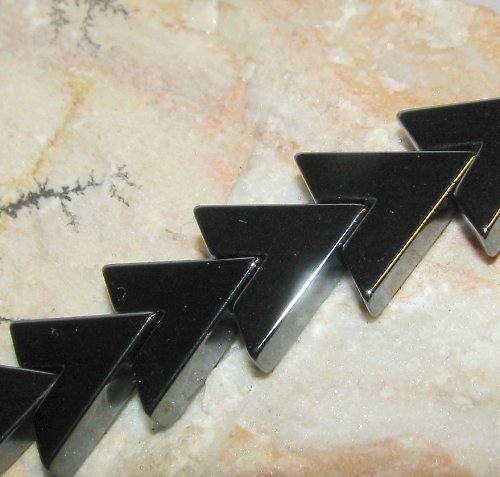 Hemalyke - tvar " V " 15x16 mm — foto 1