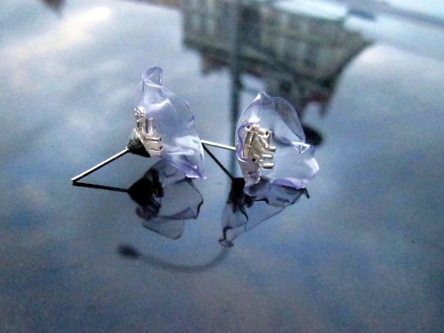 Plastic silver flower — foto 1