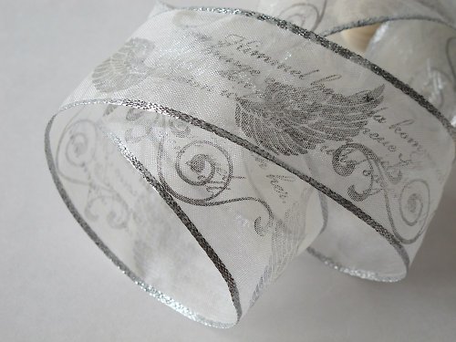 Stuha bílo stříbrná — foto 1
