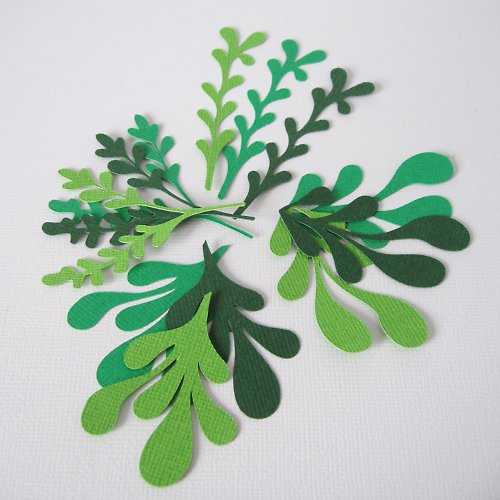 Papírové výseky - Leaves — foto 1