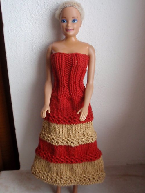BARBIE-vánoční šaty — foto 1
