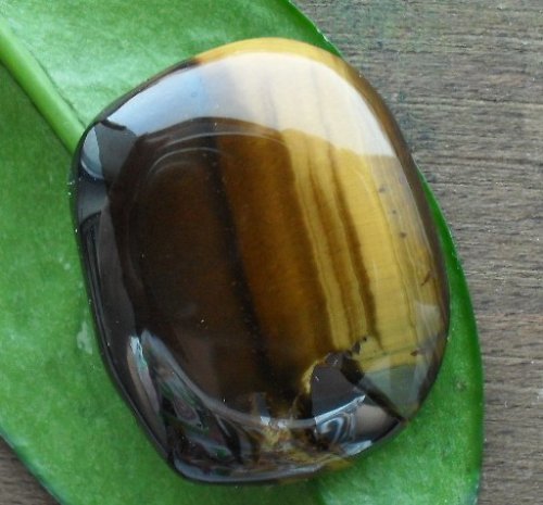 Tygří oko 38x31x11mm — foto 1