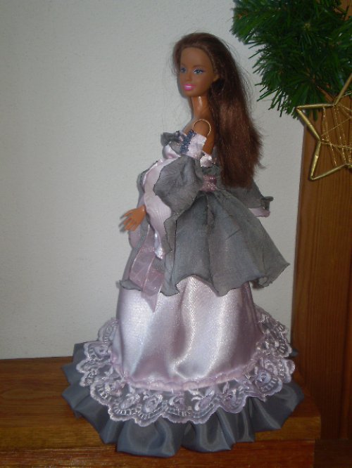 Šatičky na Barbie — foto 1