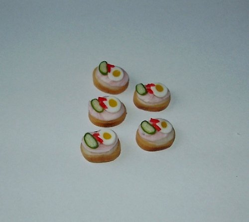 Chlebíčky pro panenky barbie — foto 1