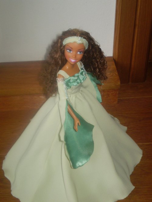 Šatičky pro Barbie — foto 1