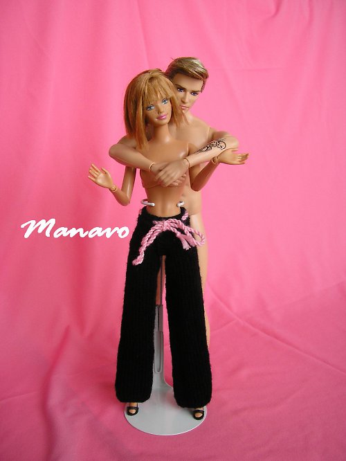 Černé kalhoty pro Barbie — foto 1