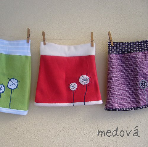 Suknička ODKVETLÉ PAMPELIŠKY 5 — foto 1