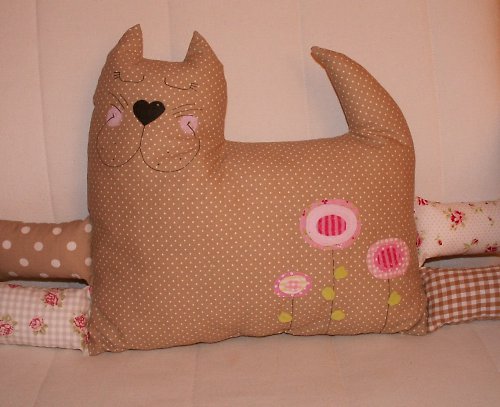 Kočka nohatá kytičková ... :o) — foto 1