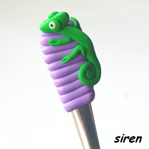 Dezertní lžička s chameleonkem — foto 1