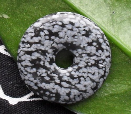 Obsidián vločkový donut 30mm — foto 1