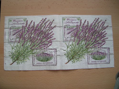 Papírový ubrousek 33x33cm — foto 1