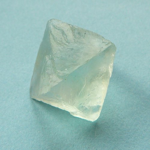 2.Fluorit kristal 3x2,4x2cm — foto 1