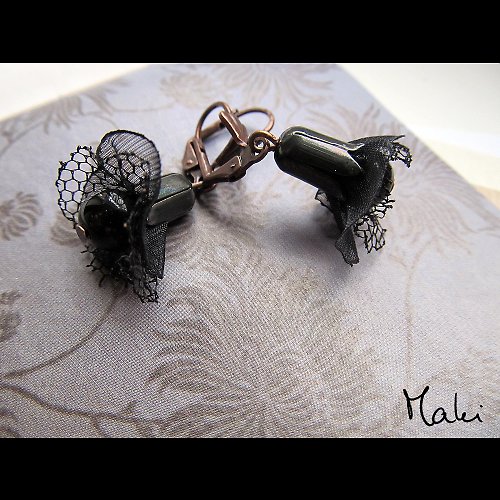Black Flower — foto 1