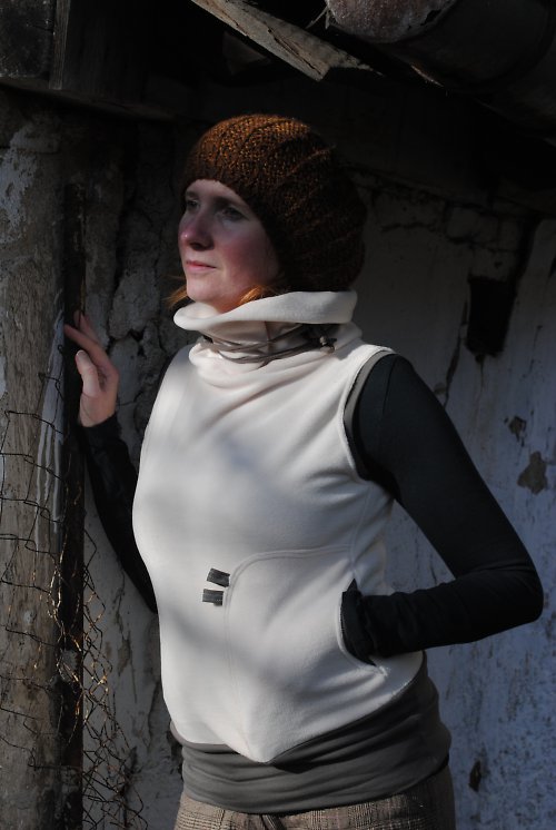 Fleecová vesta ve velikosti M — foto 1