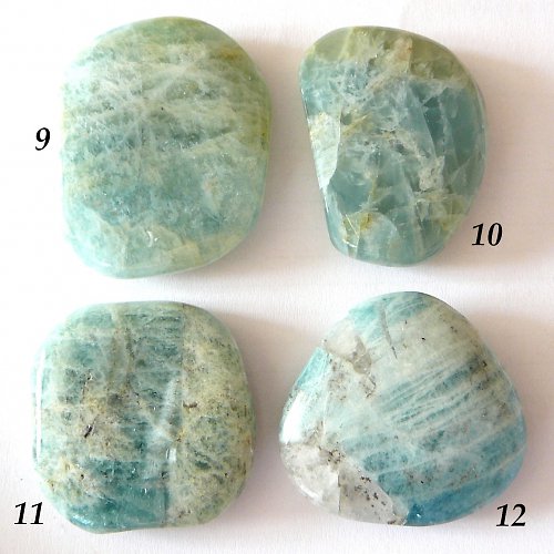 12.Akvamarín 4x4cm — foto 1