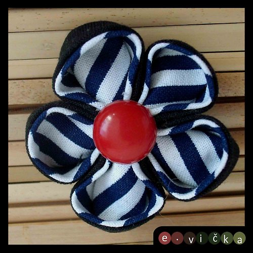 Kanzashi námořnická — foto 1