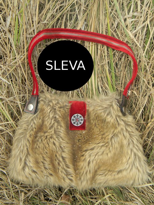 Island Sleva 50% — foto 1