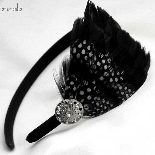 Black and white — foto 1
