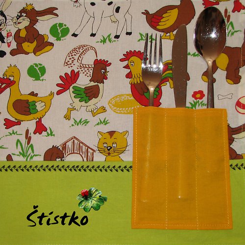 Dětské prostírání s kapsami — foto 1