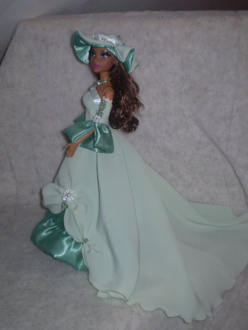 Šatičky pro Barbie — foto 1
