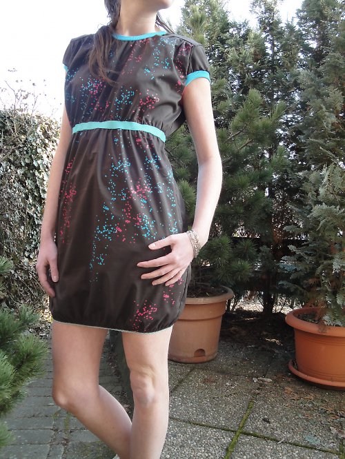 Šaty — foto 1