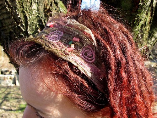 Aplikovaná čelenka — foto 1