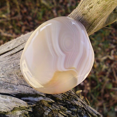 Chalcedon 49 x 41 x 9 mm — foto 1