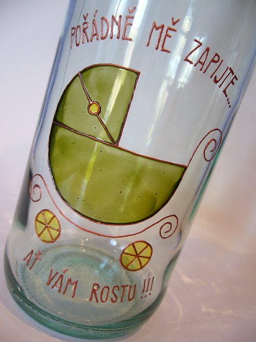 Malovaná láhev "kočárek zelený" — foto 1