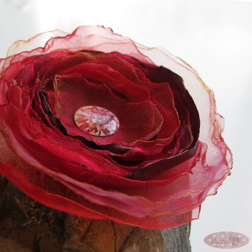 Brož Chrysanthemum — foto 1
