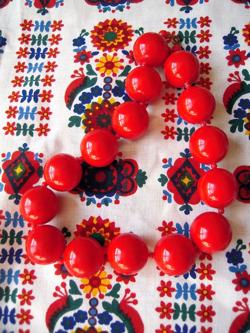 Červené retro korále — foto 1