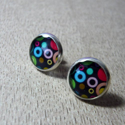 Black or colored? — foto 1