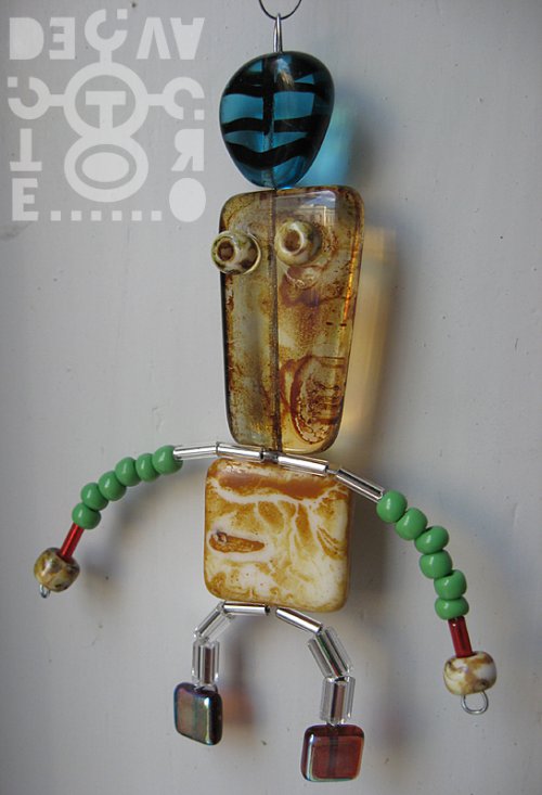 Korálkový robot, model 01-02, 10 cm — foto 1