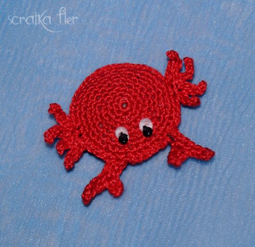 Háčkovaná brož - červený krab — foto 1
