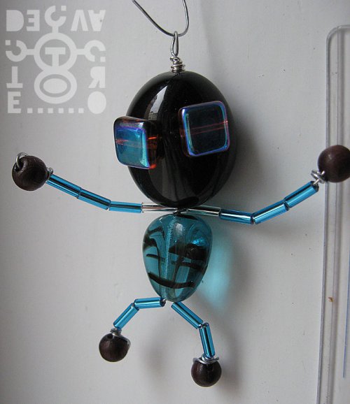 Korálkový robot, model 03-01 (Morfeus), 6 cm — foto 1