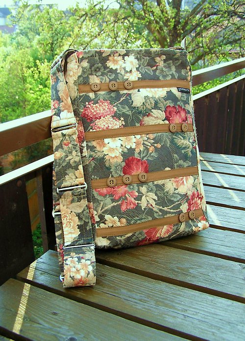 Kolekce Colours - FLOWER GARDEN - PARROT® — foto 1