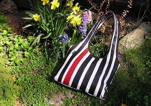 Kožená kabelka STRIPED BAG - PARROT® — foto 1