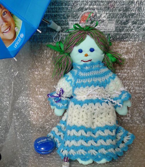 Adoptuj panenku a zachráníš dítě — foto 1