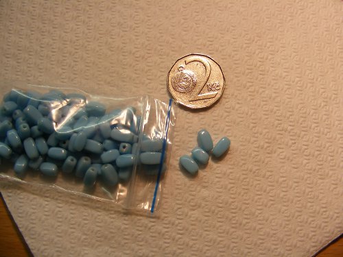 Skleněné modré hranaté korálky - 19g — foto 1