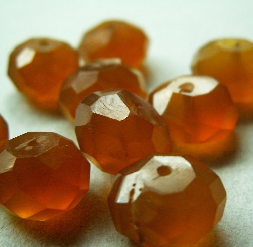 Chalcedon rondelky — foto 1