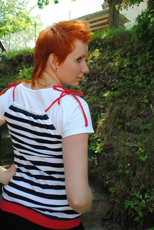 Námořnický top ve vel. S — foto 1