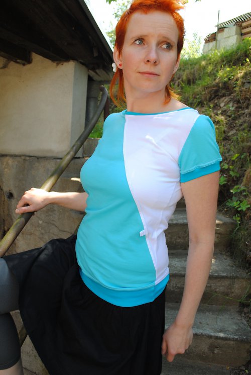Modré asymetrické ve velikosti S — foto 1