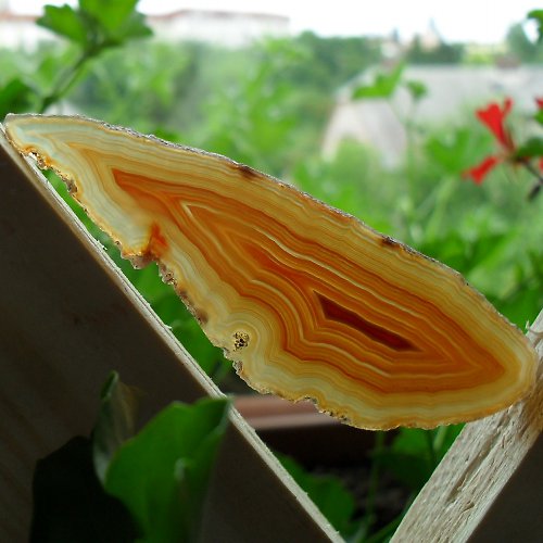 Achátový plátek78x25x3mm — foto 1